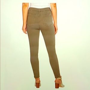 NWOT LOGO Regular Five Pocket Straight Leg Jeans